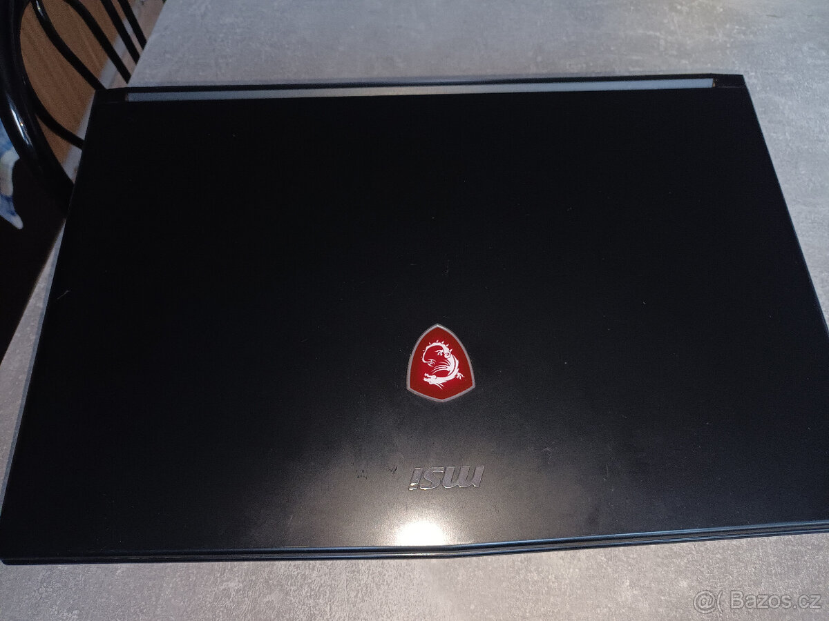 Herní notebook MSI - 5