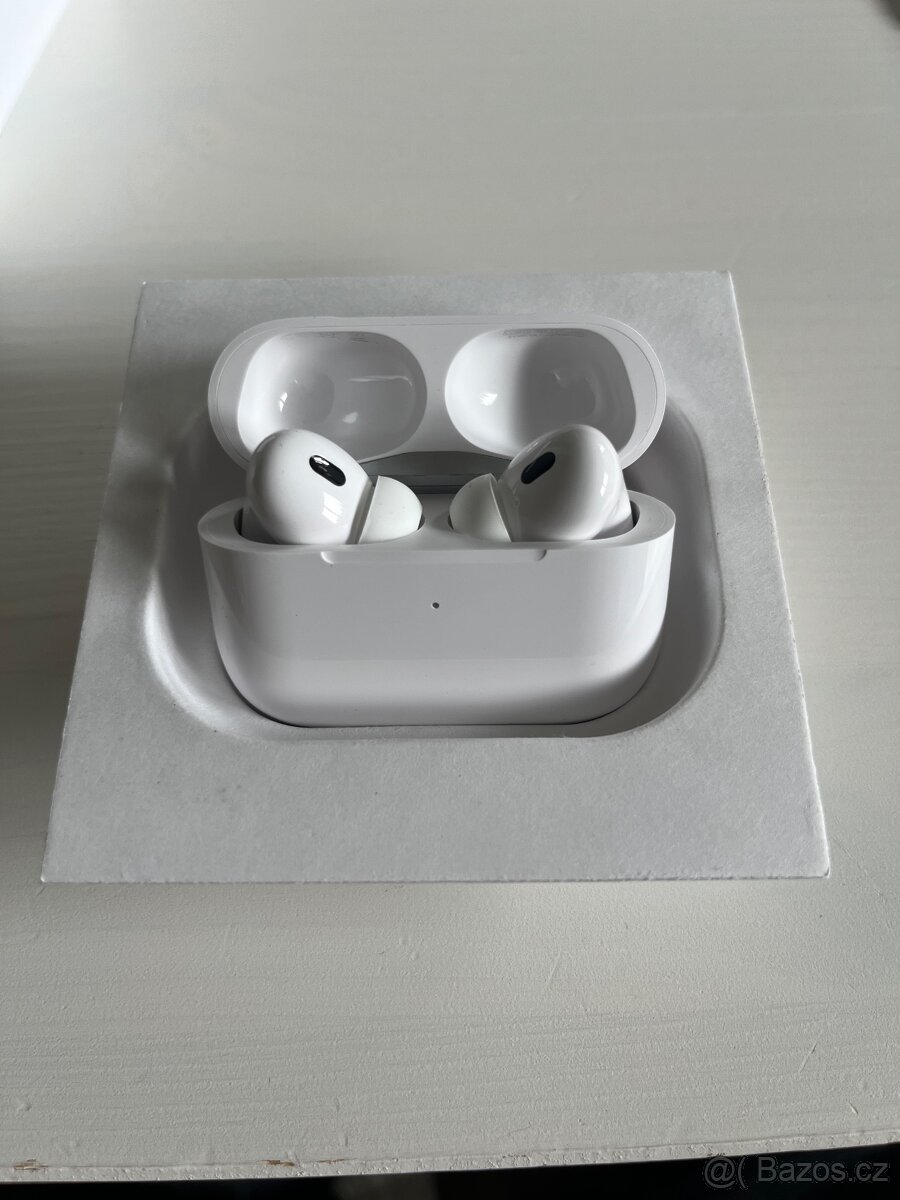 Apple AirPods Pro 2 - 5