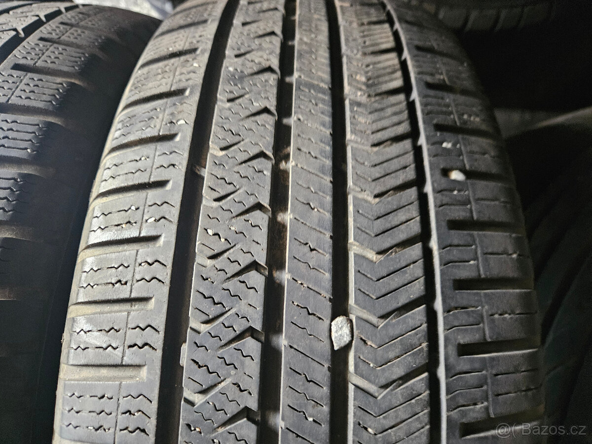 225/55r18 98V Vredestein - 5