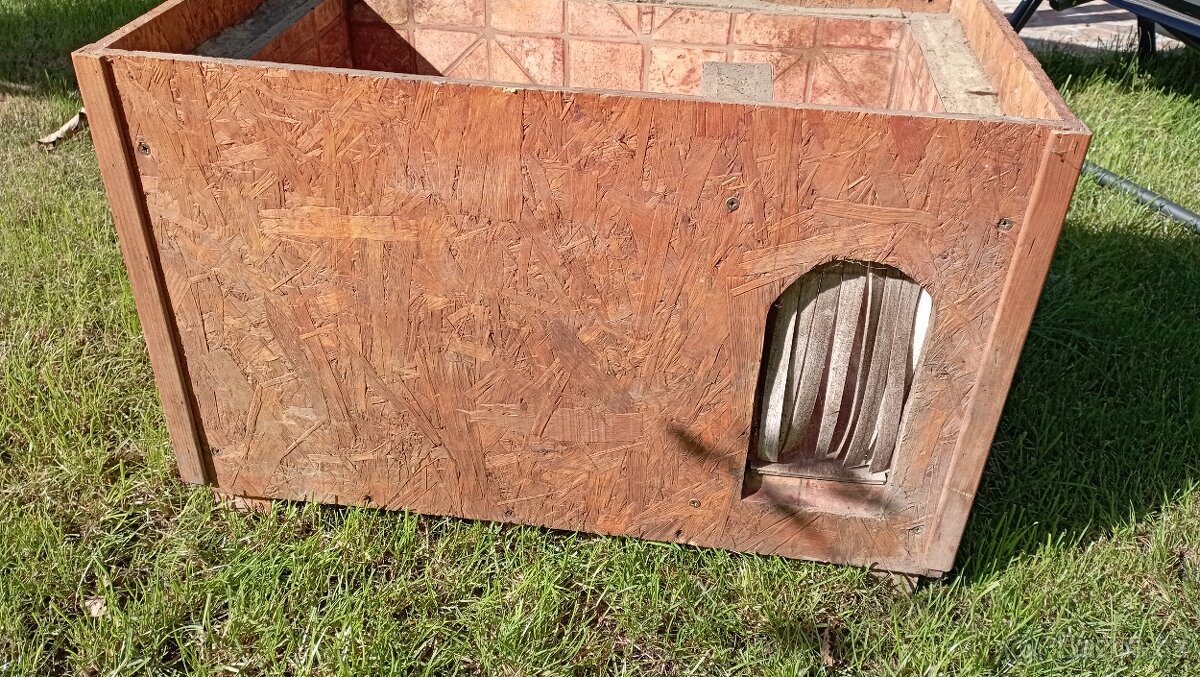 Zateplená psí bouda - 5