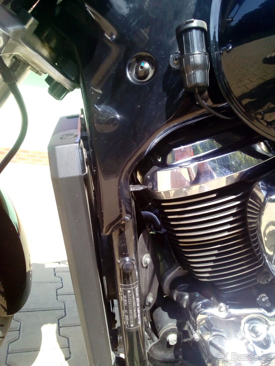 Suzuki Intruder M 1500 - 5