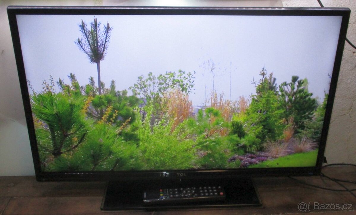 LED televize 81 cm TCL, 32 palců, nemá DVBT2 - 5