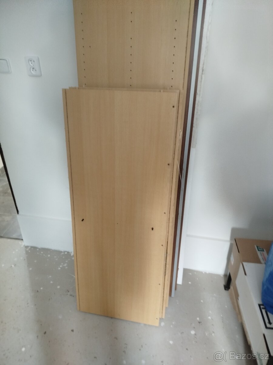 Šatní skříň - 5
