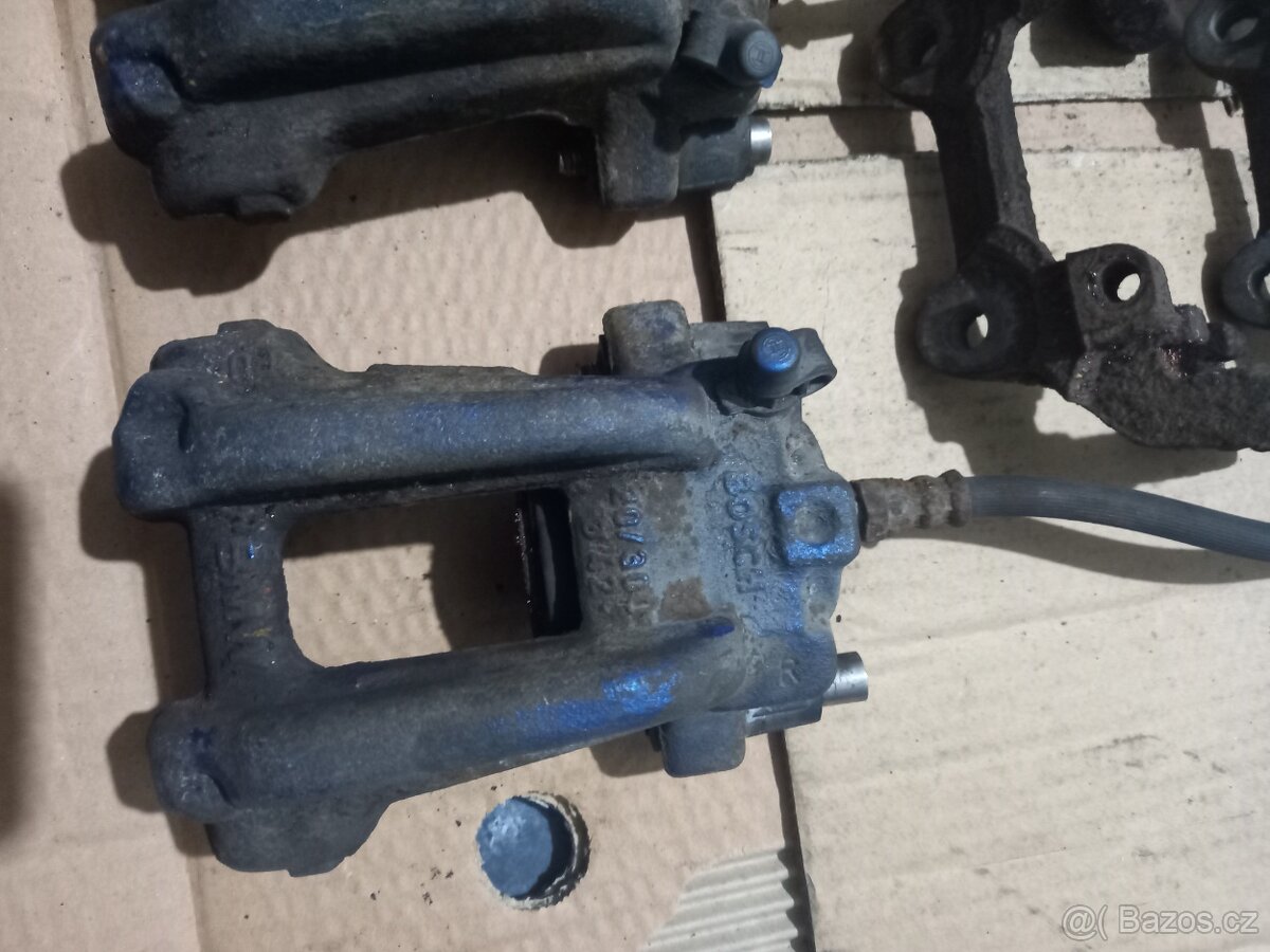 BMW F 31 ZADNÍ BRZDY - 5