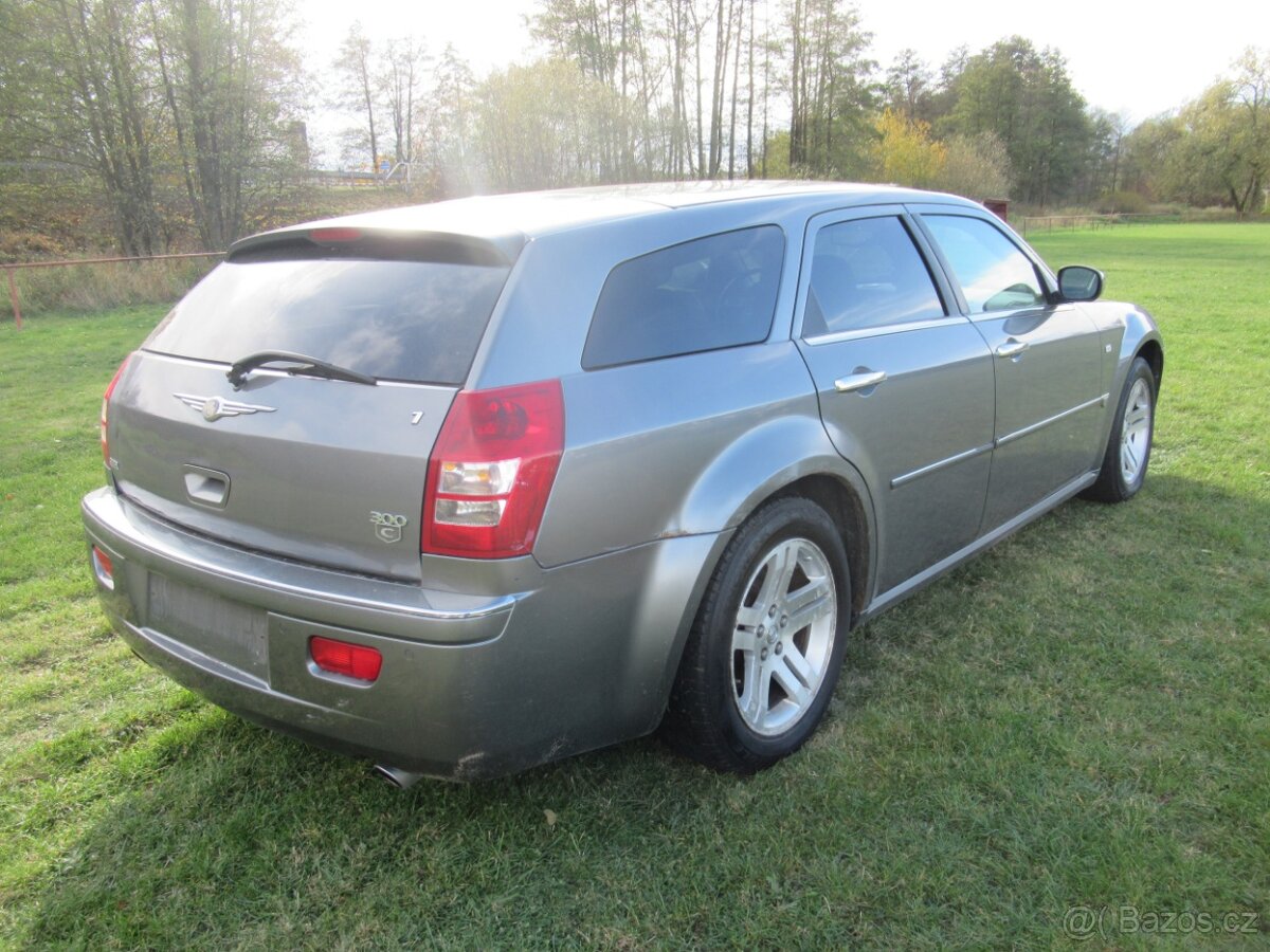 Chrysler 300 C 3.0 CRD - plná výbava veškeré ND LEVNĚ - 5