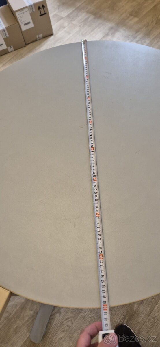 Kancelářský stůl - CENA DOHODOU - 5