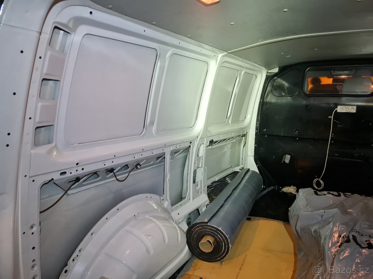 VW transporter T5.1 long celoplech - 5