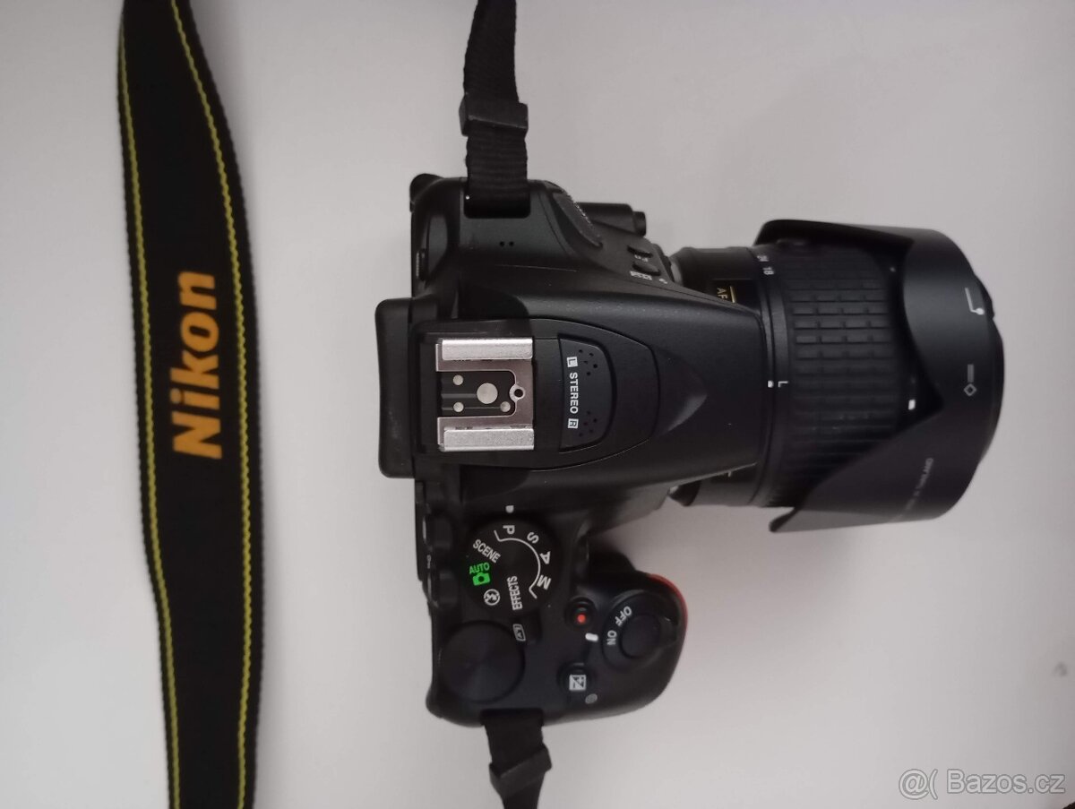 Fotoaparát NIKON D5600 + příslušenství - 5