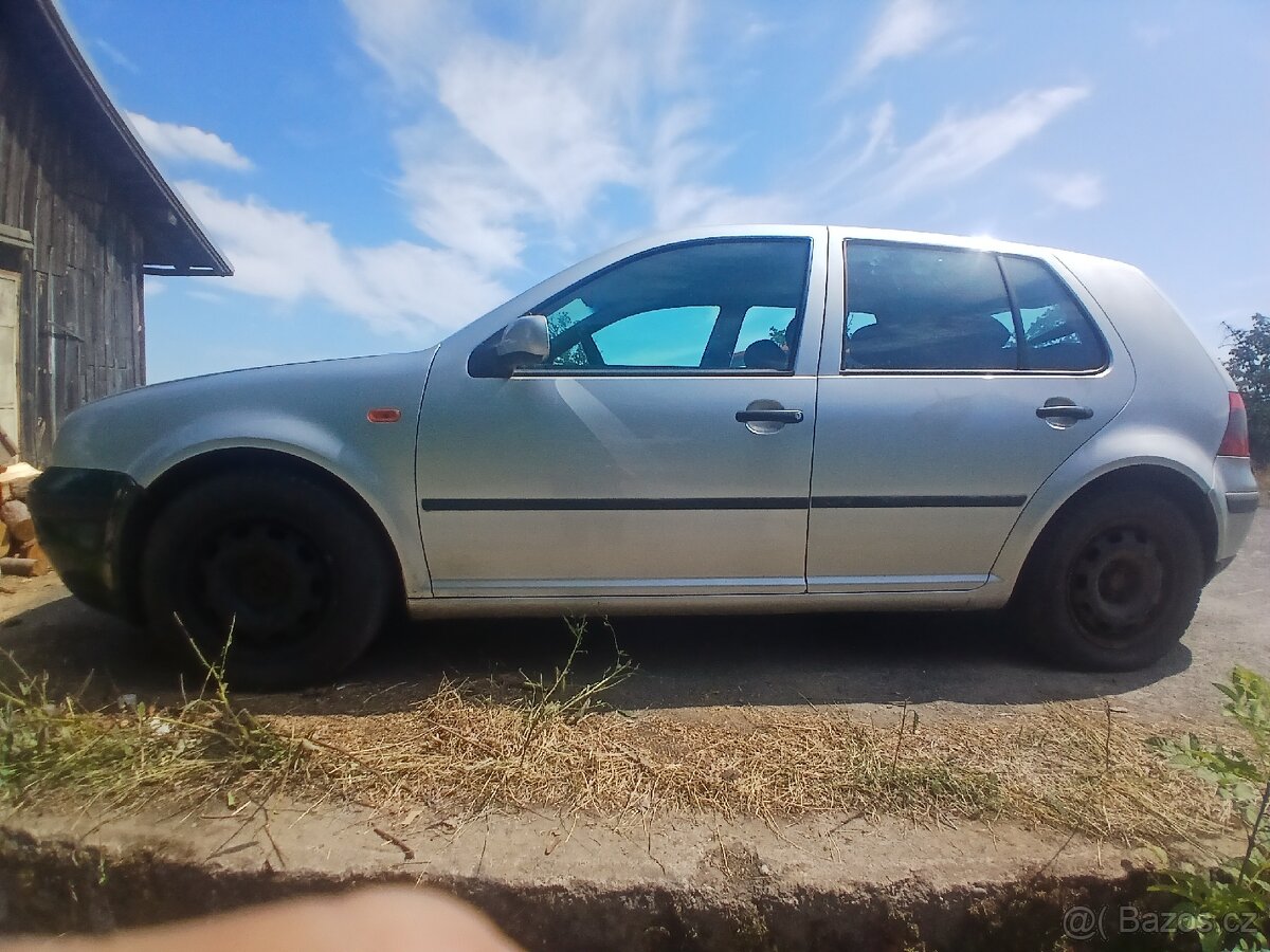 Prodám/vyměním golf,seat - 5