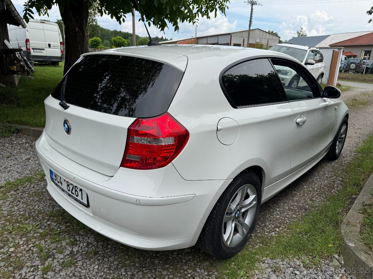 BMW 116i E87 LCi 3 dveř . - 5