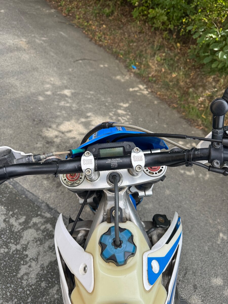 TM 300 EN - 5