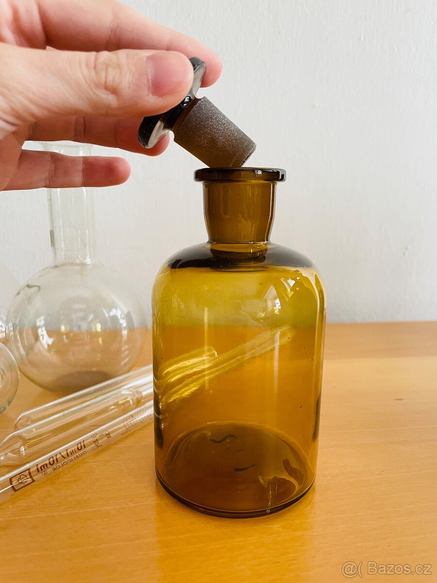 Chemické, laboratorni sklo – sada - 5