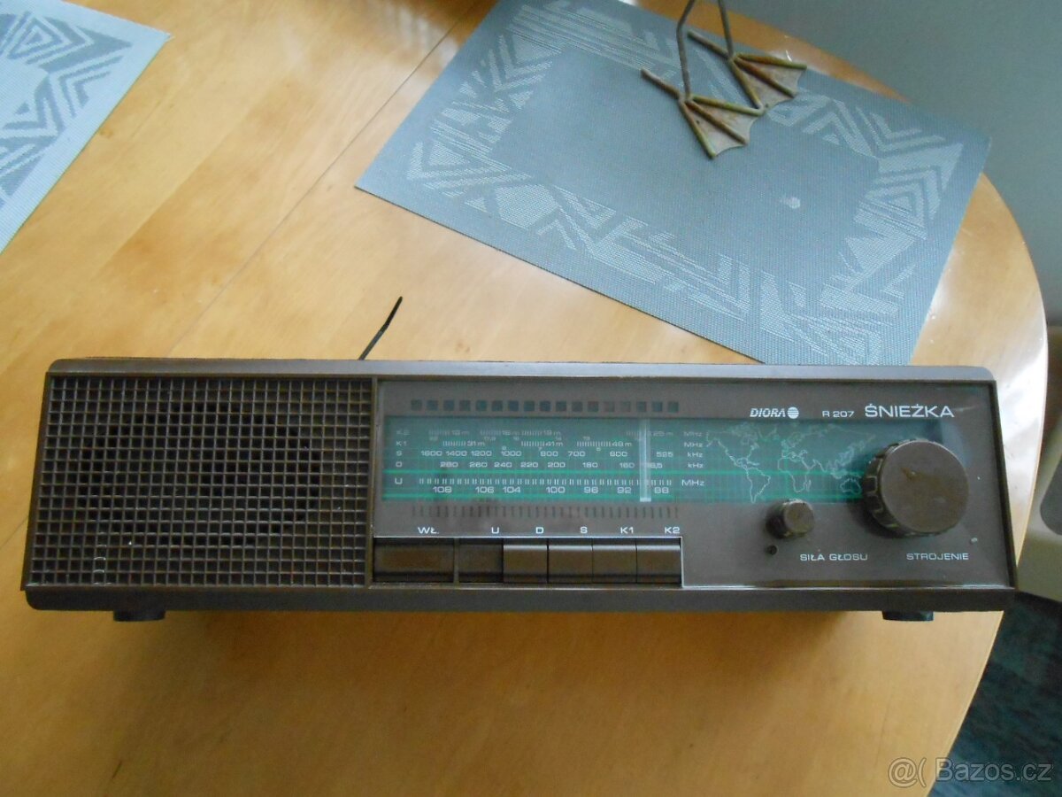 RETRO radio DIORA R207 SNIEŽKA - funkční - použité - foto - 5