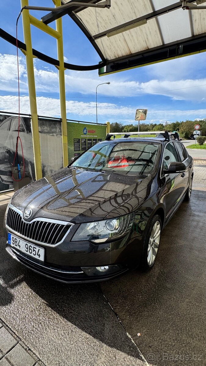 ŠKODA SUPERB 1.8 TSI • 118 kW • 2014 • Facelift • Sedan - 5