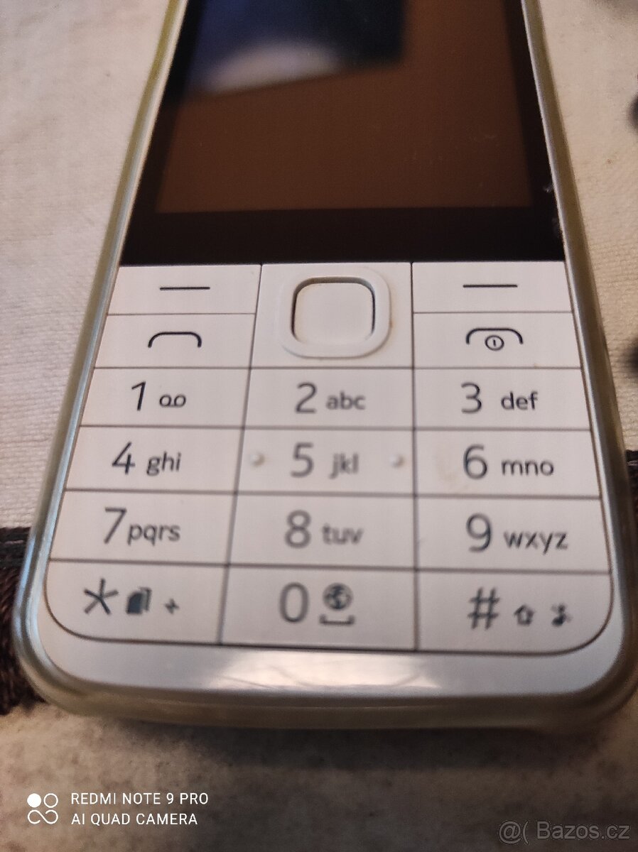 Mobilní telefon Nokia - 5