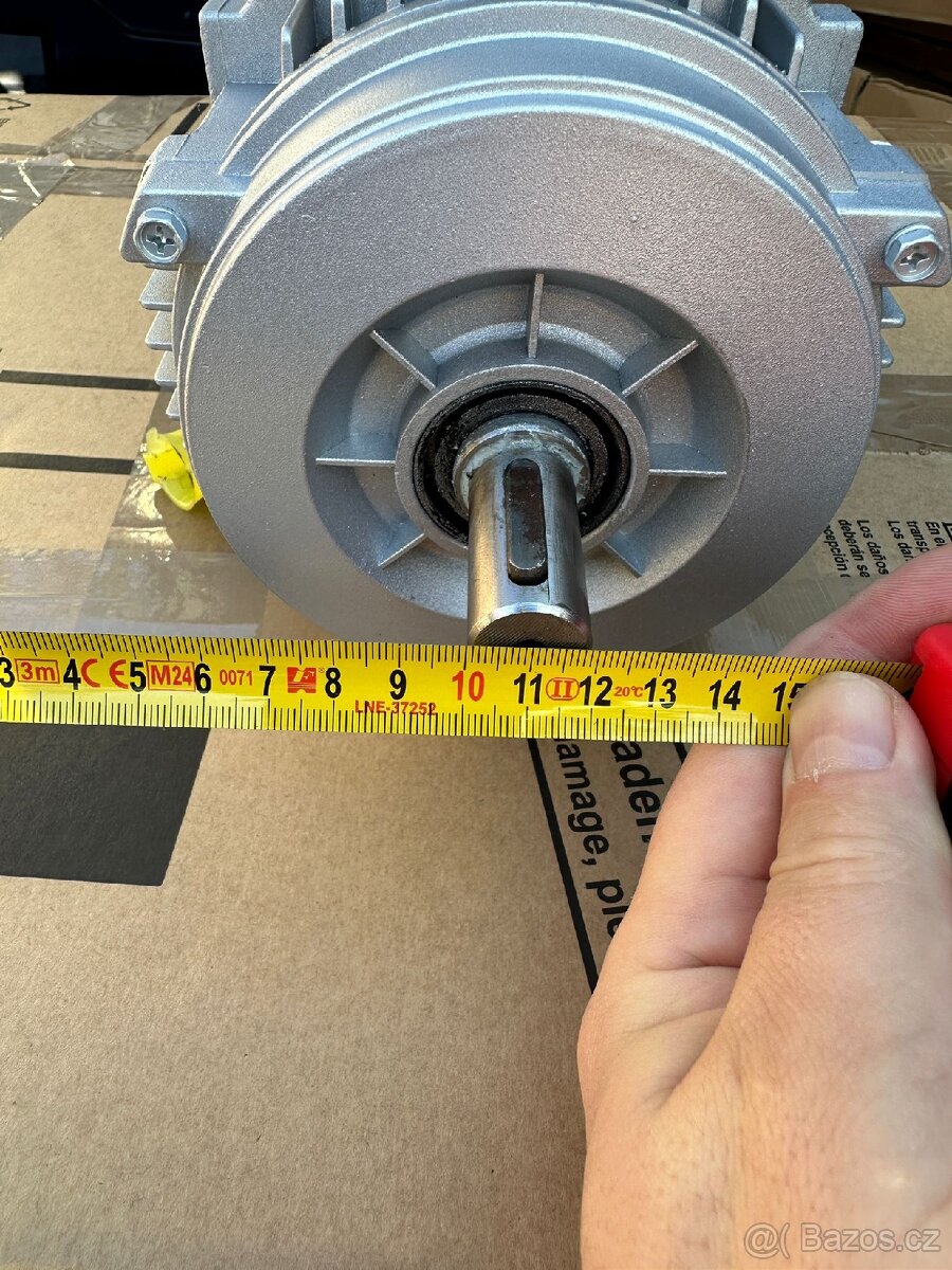 Elektromotor 1,5kW, tříproudový 380V 1405ot./min - 5