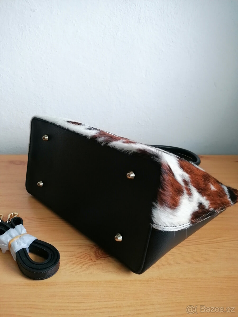 Nová kožená kabelka s barevnou srstí - 5