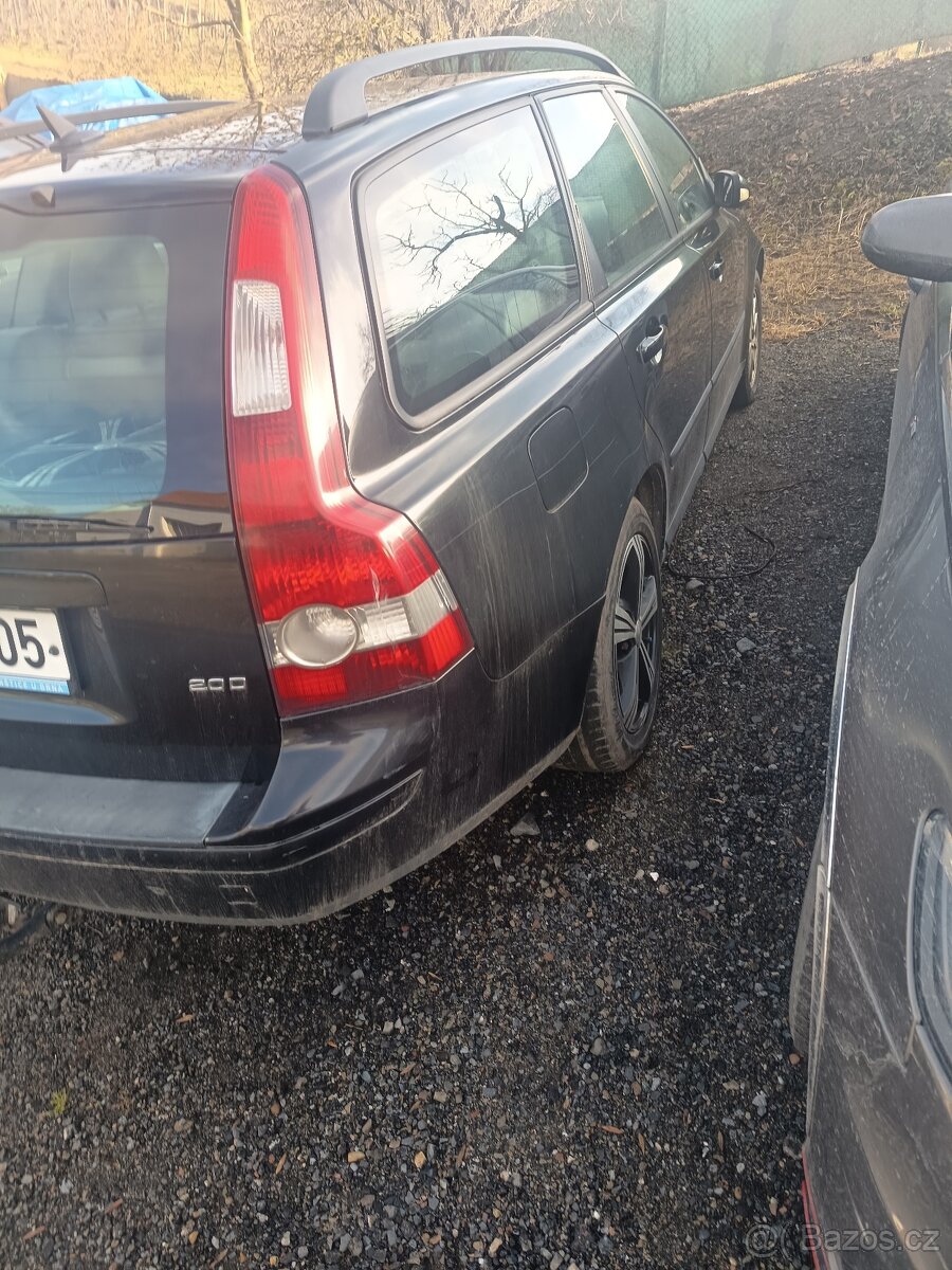 Volvo v50 - 5