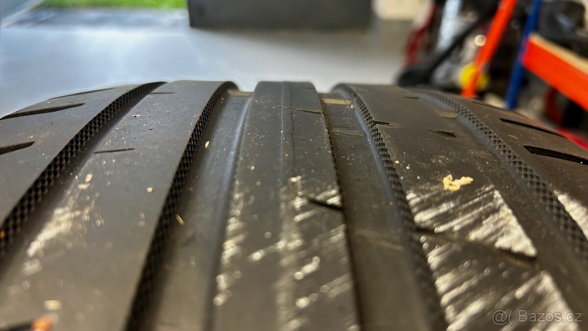 Nokian 225/45 R18 letní - 5