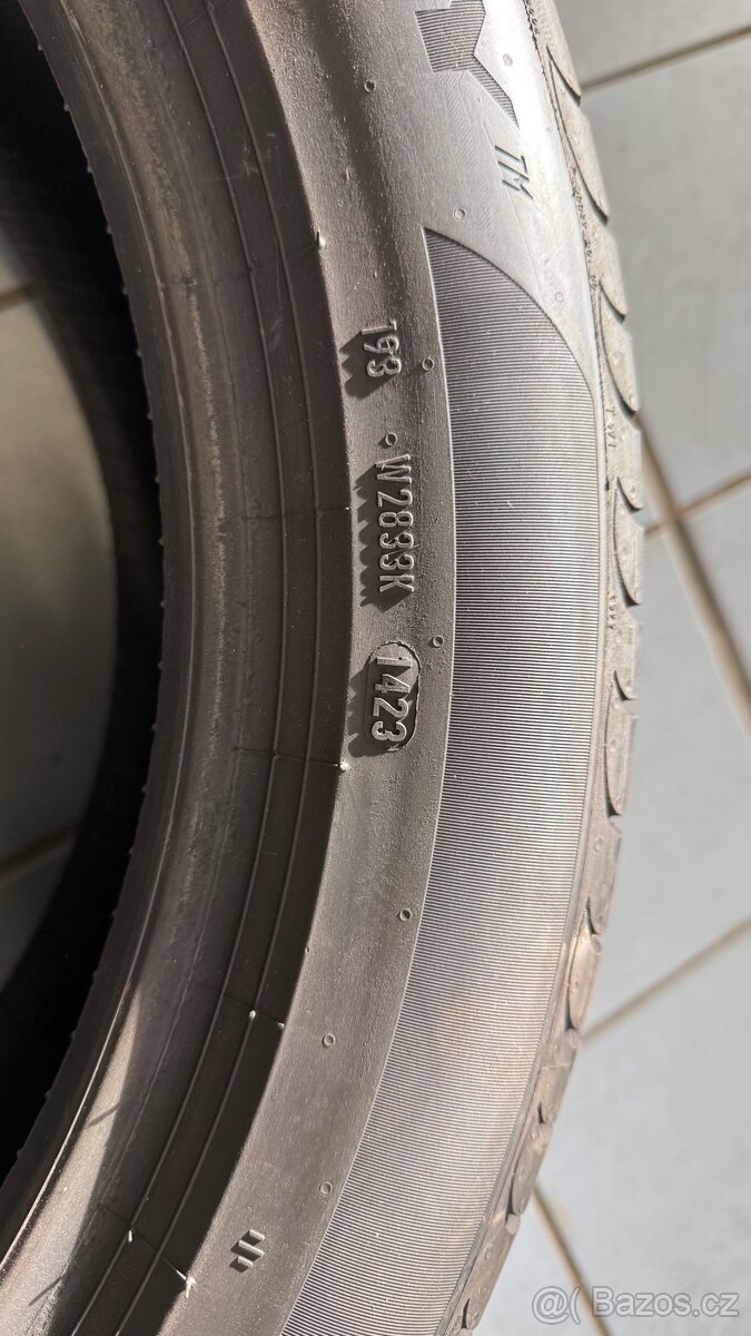 Pirelli Powergy 245/45 R19 - 5