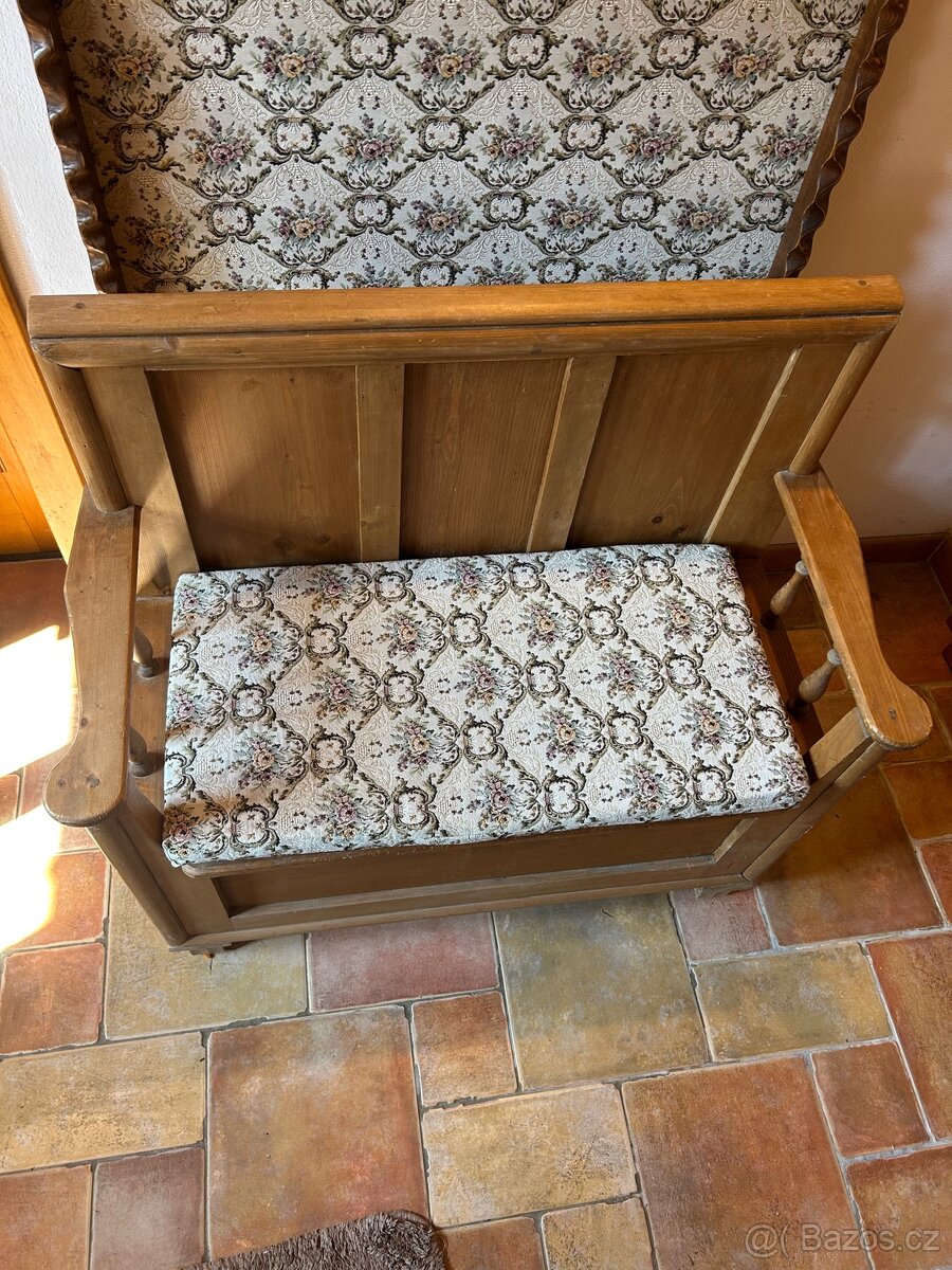 Předsíň, věšak - 5