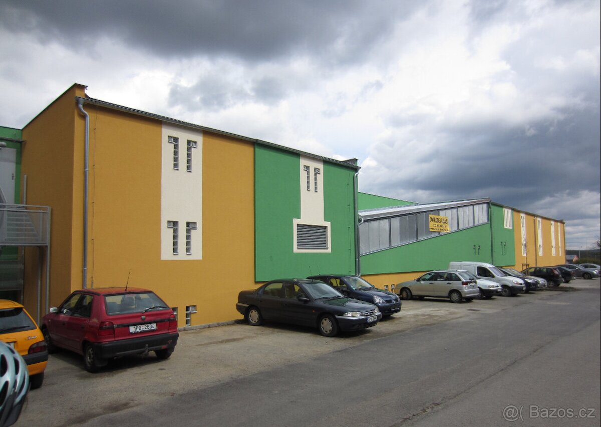 Pronájem garáže 17 m² pro stání motocyklu - 5