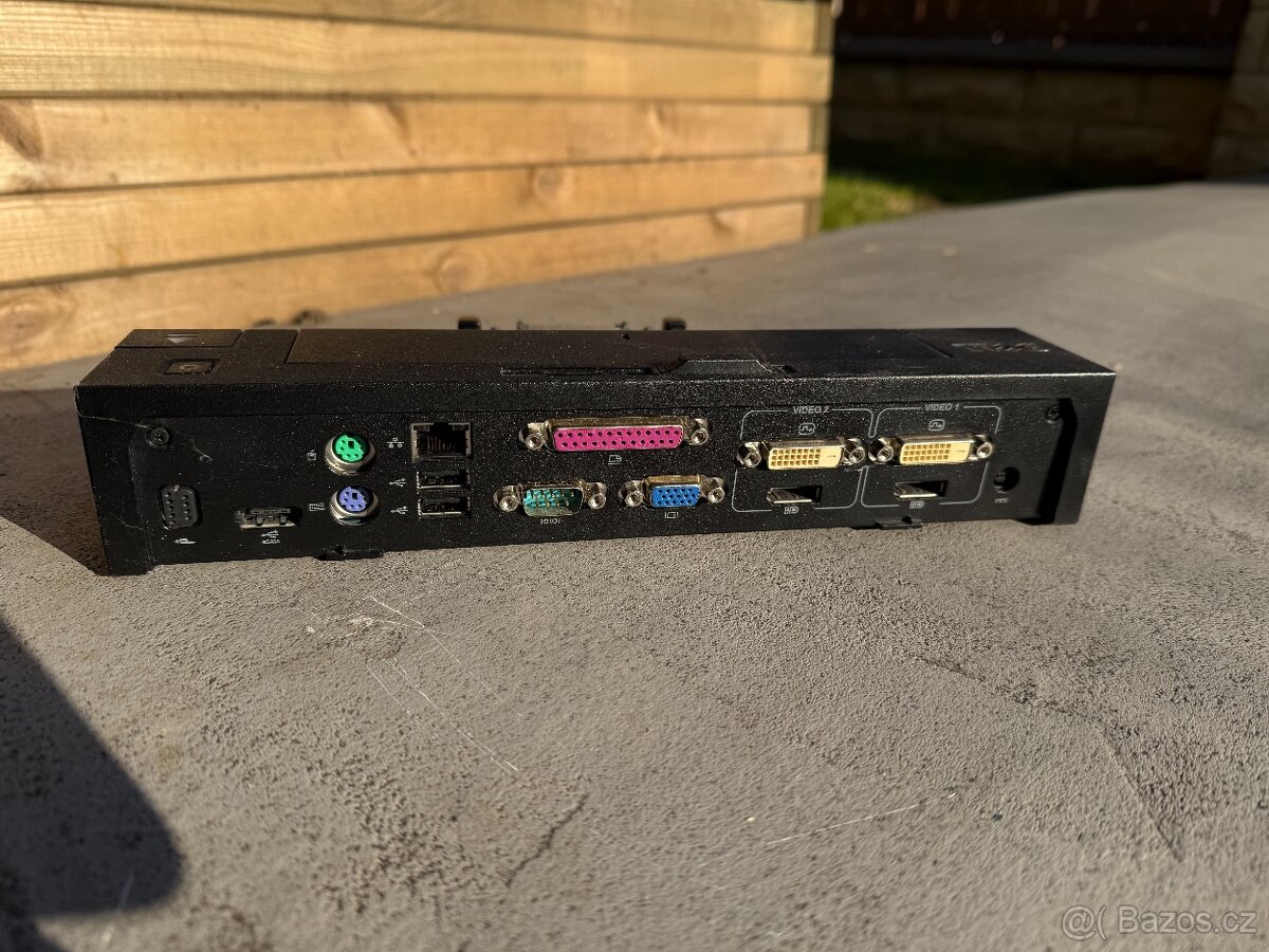 Dokovací stanice DELL - 5