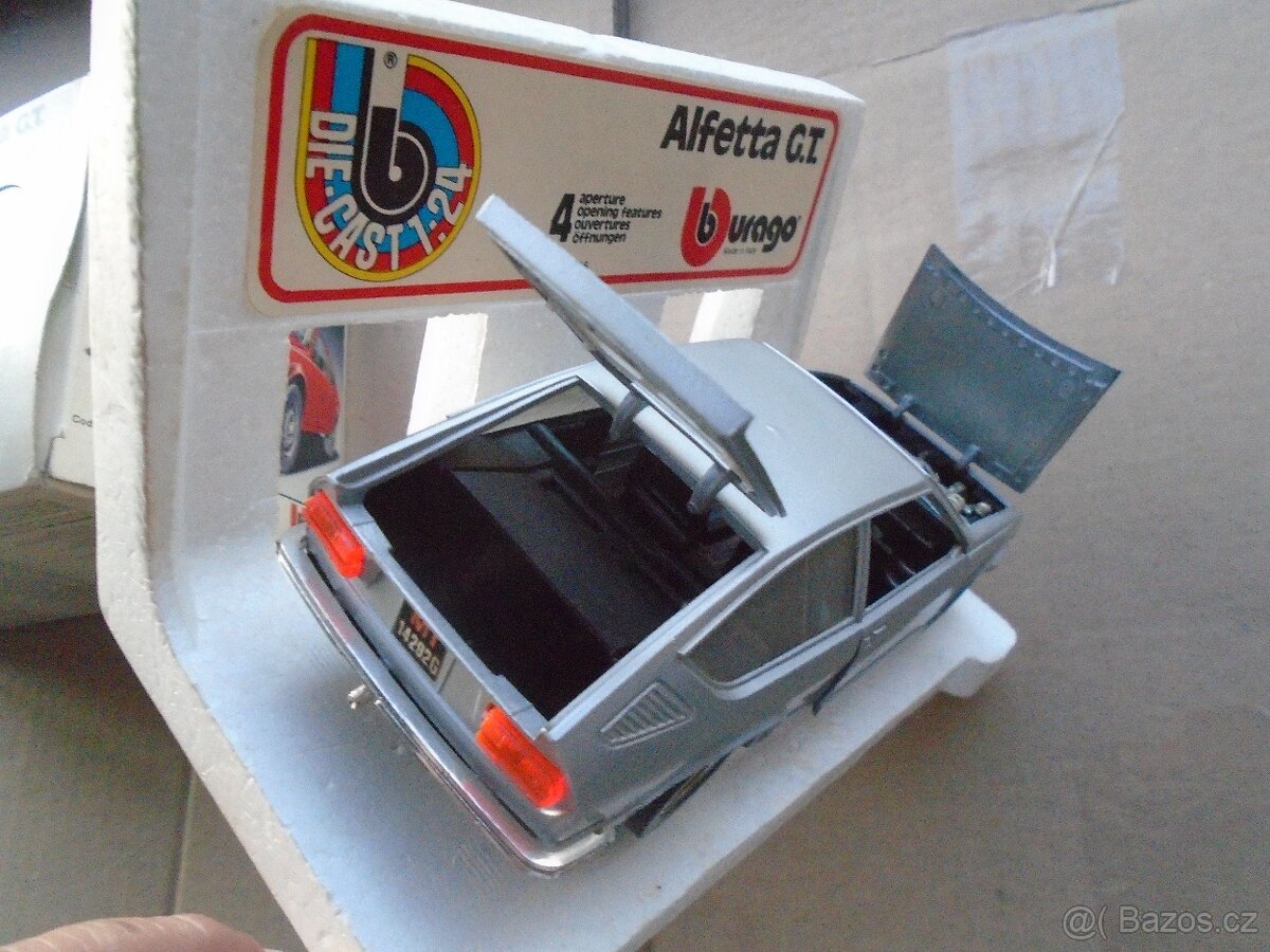 Stará Hračka Burrago Alfa - 5