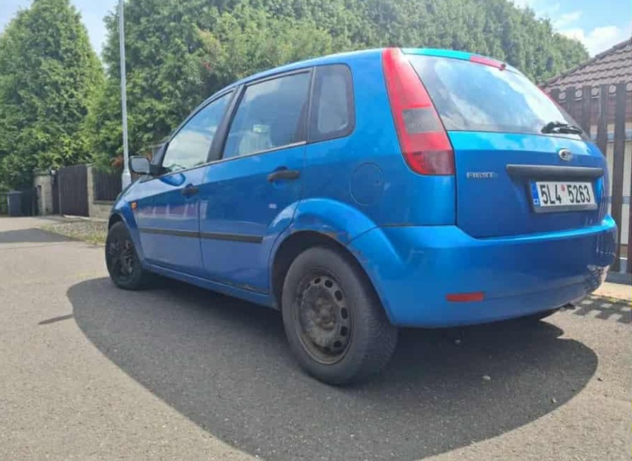 Ford fiesta 1.3 - 5