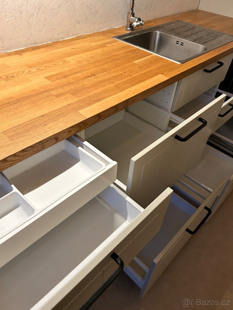 👉 Kuchyň IKEA 3 roky, spotřebiče v ceně + lednice zdarma - 5