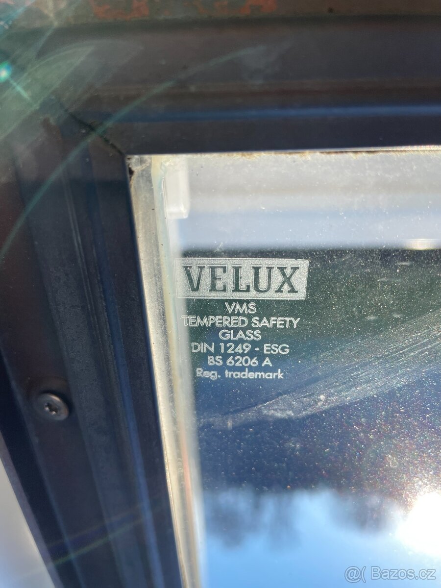 Velux GGU CO2 0159, bílé plastové - 5