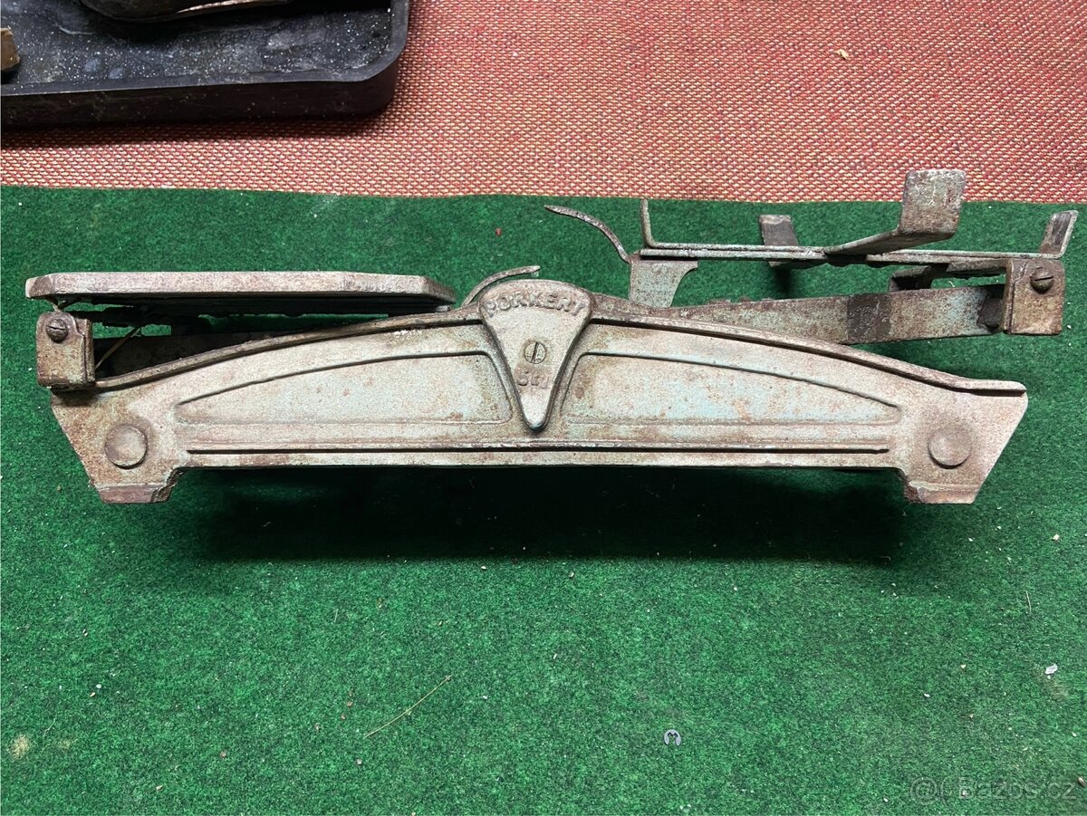 STARÁ VÁHA LITINOVÁ PORKERT - 5