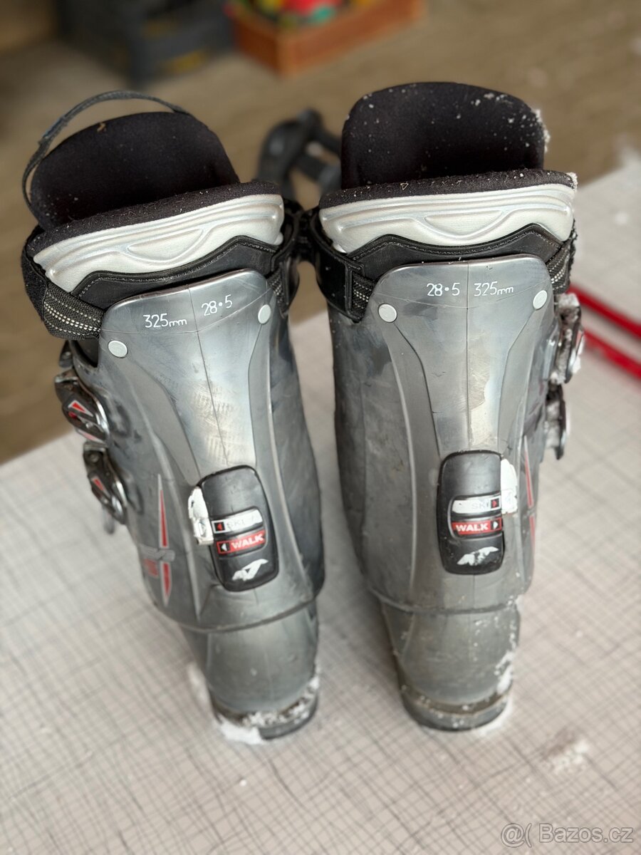 Lyže + lyžařské boty + hůlky - 5