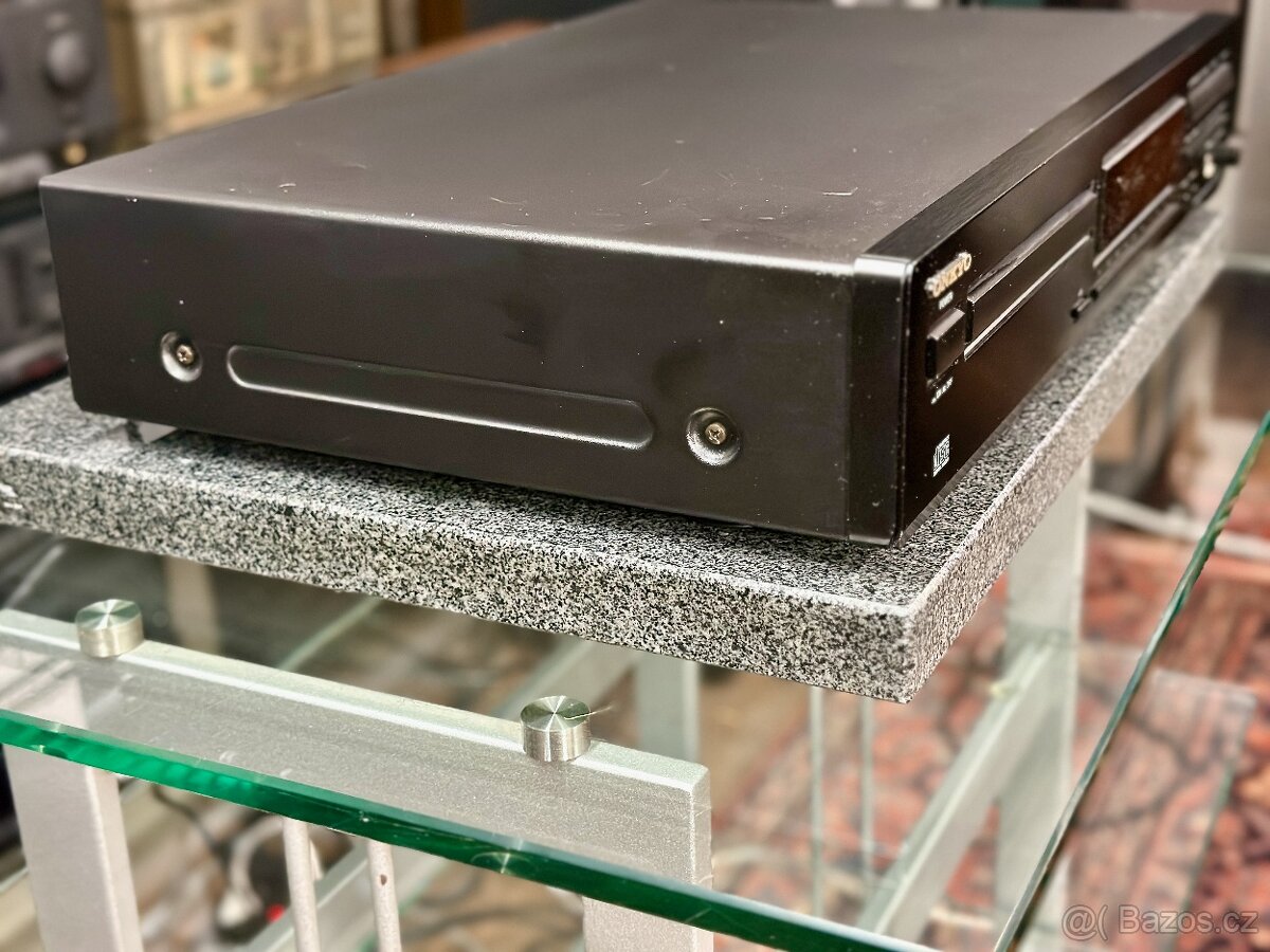 ONKYO DX-7211 (r.1997) optical-out - 5