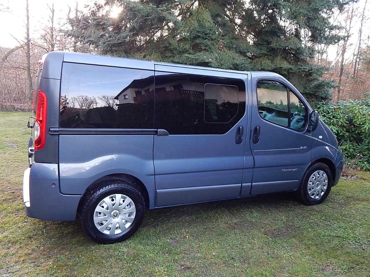 Renault Trafic 2.0 DCI-BLACK EDITION-ČR-76 000 KM-WEBASTO - 5