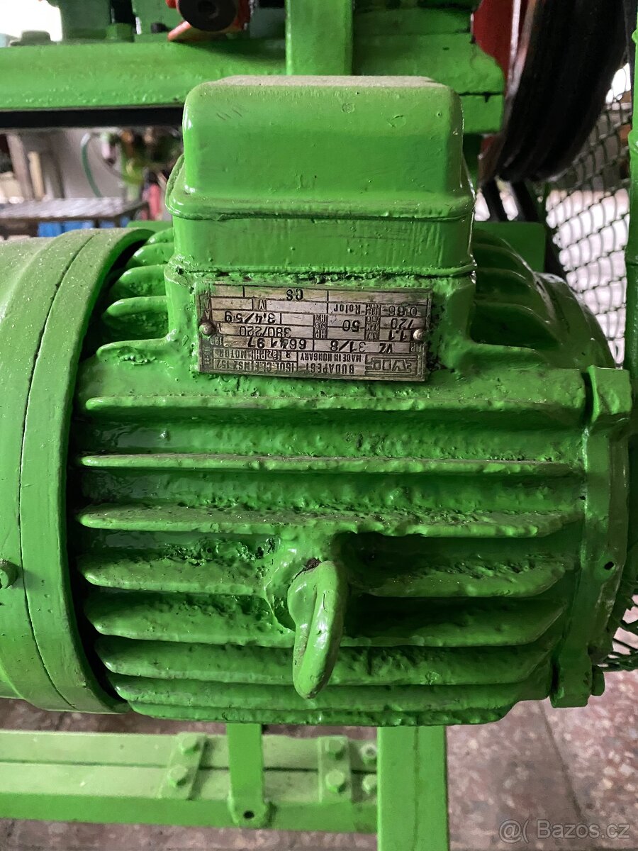 FUNKČNÍ EXCENTRICKÝ LIS - 2,8 kW, NOŽNÍ , PRŮMYSLOVÝ - 5