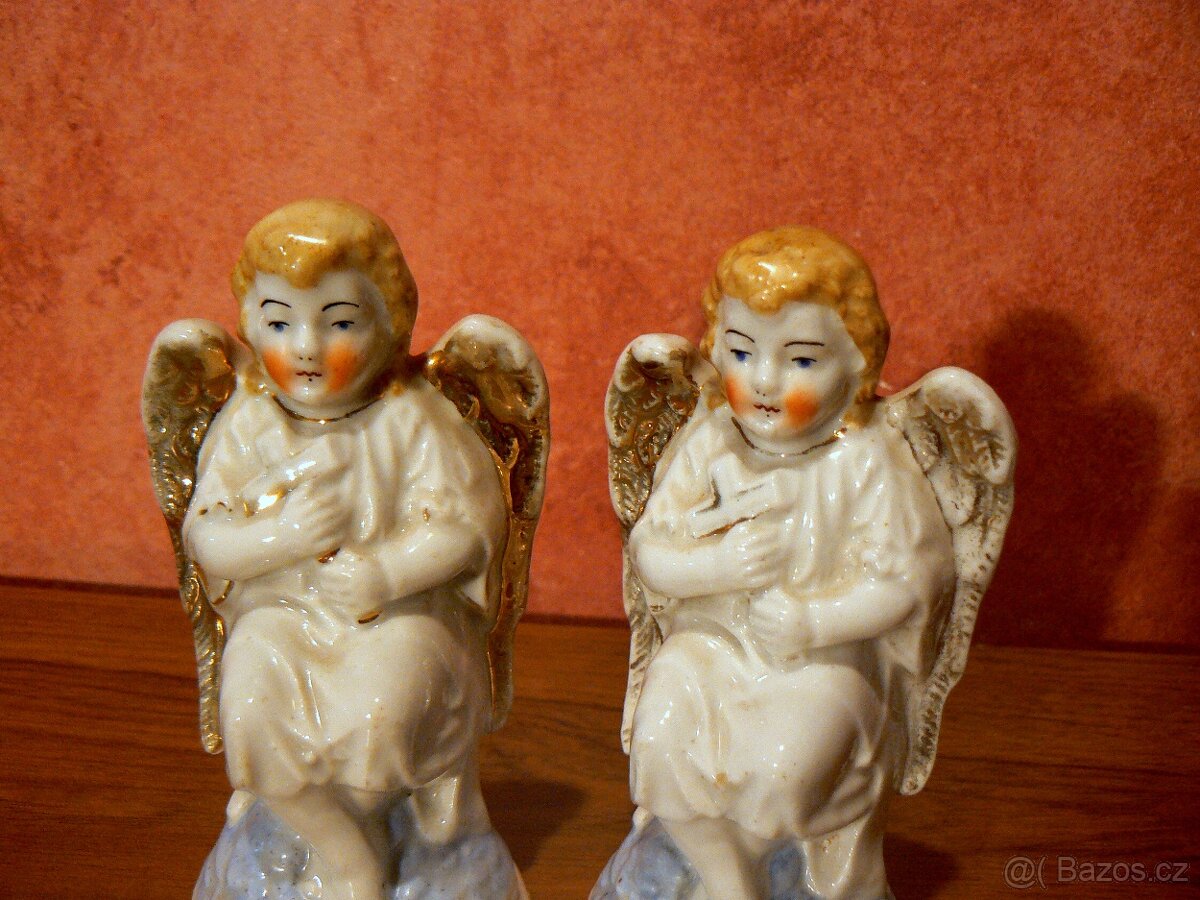 stará svatá soška-anděl - 5
