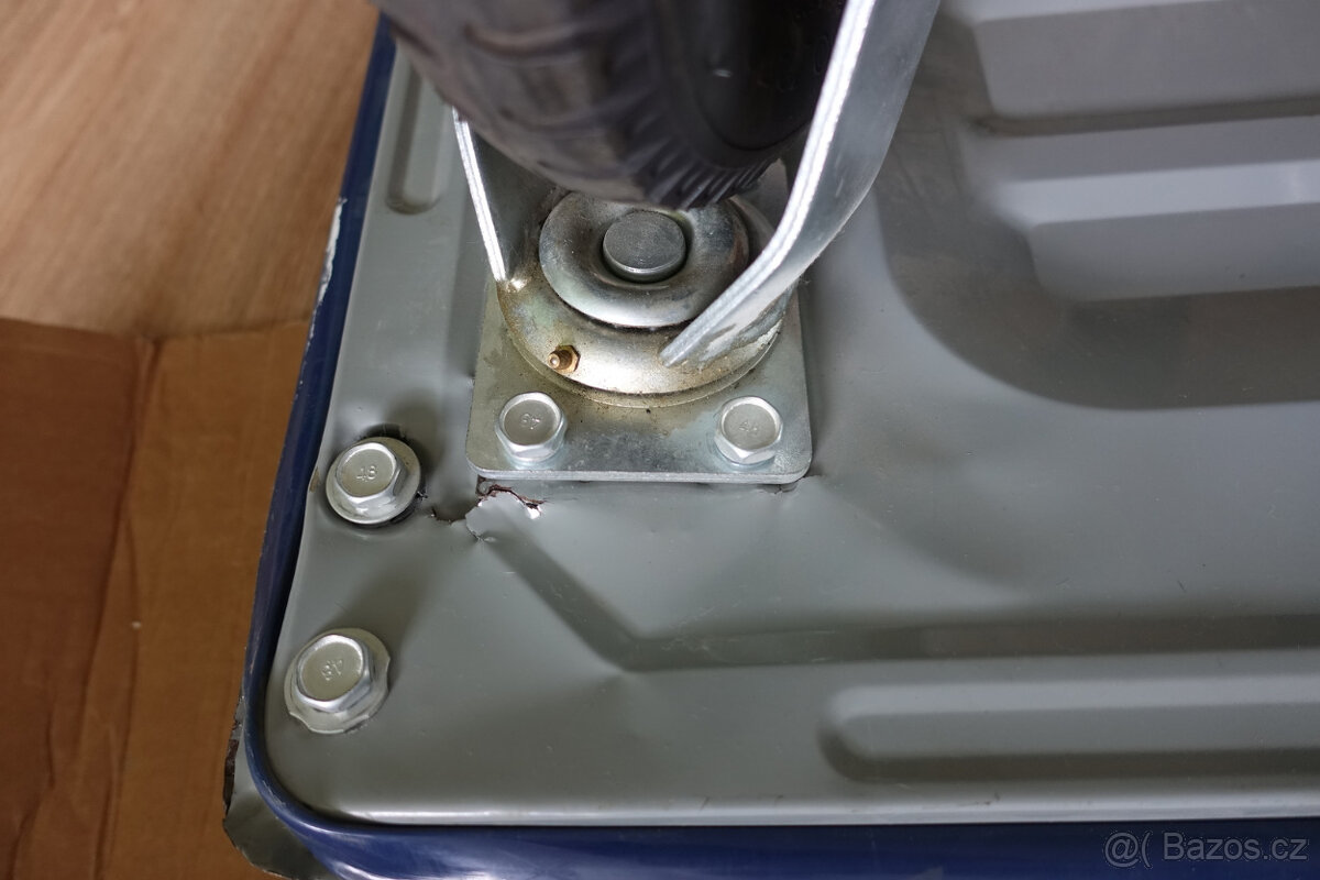 Plošinový manipulační vozík - 5