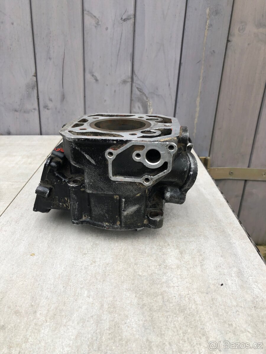 Válec Kawasaki kmx 125