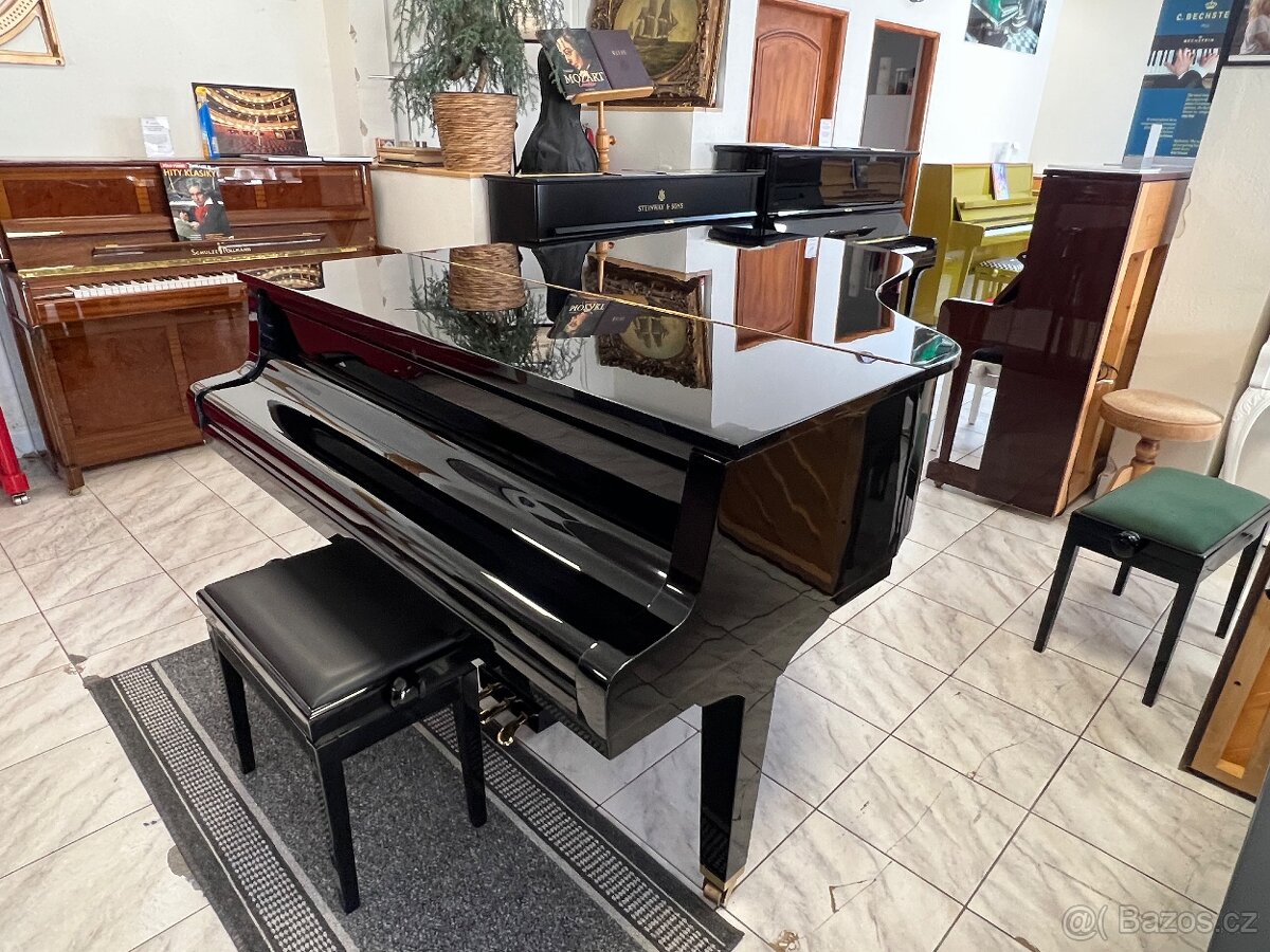 Klavír Petrof mod. III r.v 1988 se zárukou, REZERVACE - 5