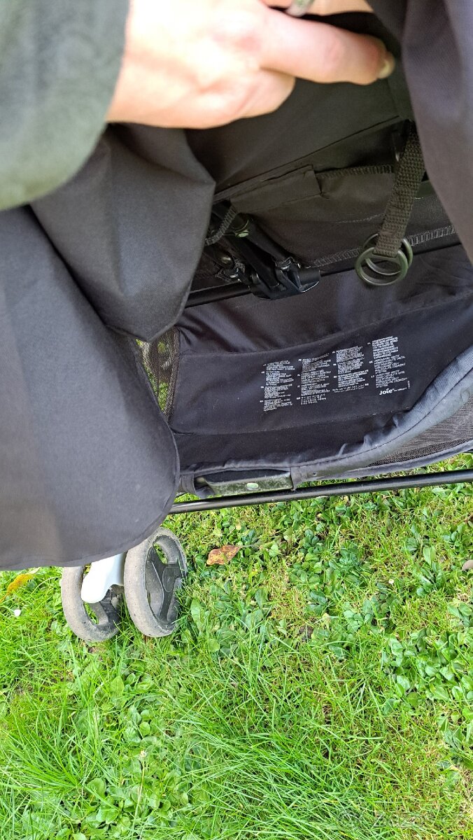 Golfovy kocarek pro dvojcata - 5