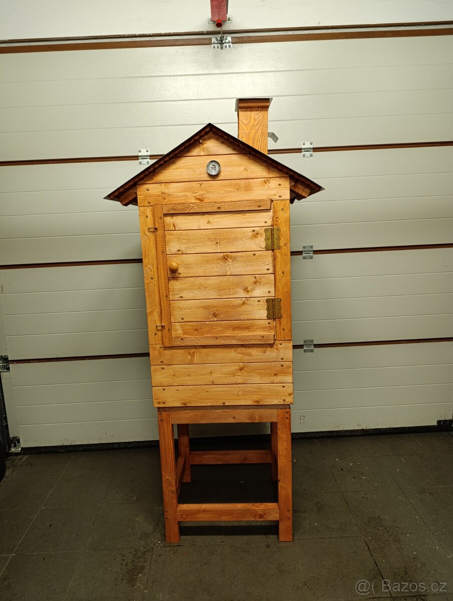 Dřevěná udírna - 5