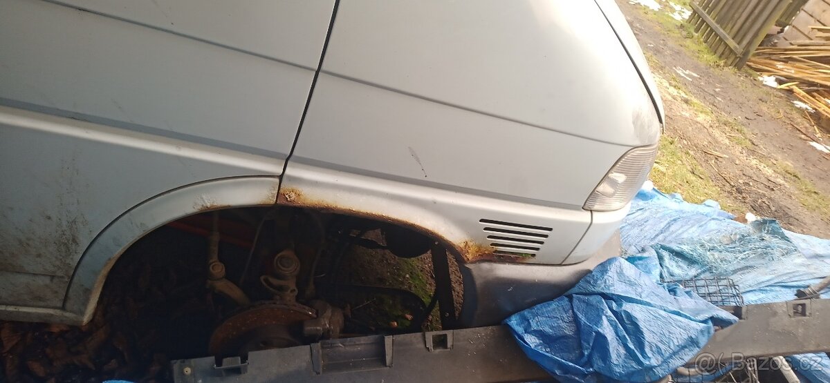 Prodám Volkswagen Caravelle - SPĚCHÁ - 5