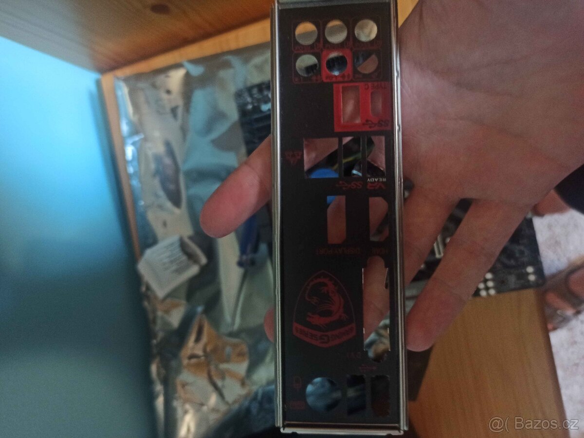 Intel i5-7500 + MSI B250M Mortar + chladič + kabeláž - 5