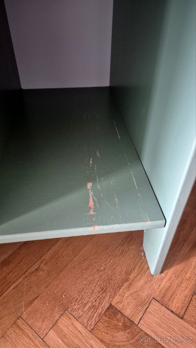 IKEA dětská šatní skříň TROGEN z masivu - 5