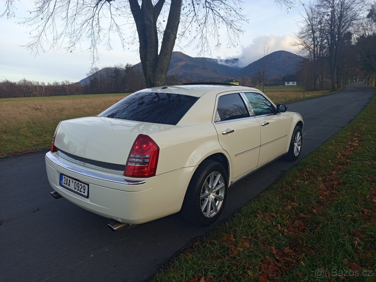 CHRYSLER 300C 5.7HEMI AWD VÝMĚNA MOŽNÁ - 5