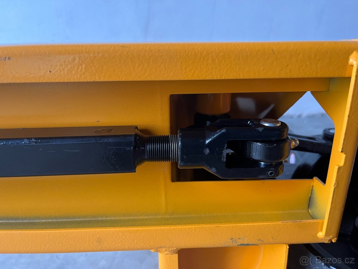 Zkrácený paletový vozík M1000 - 5