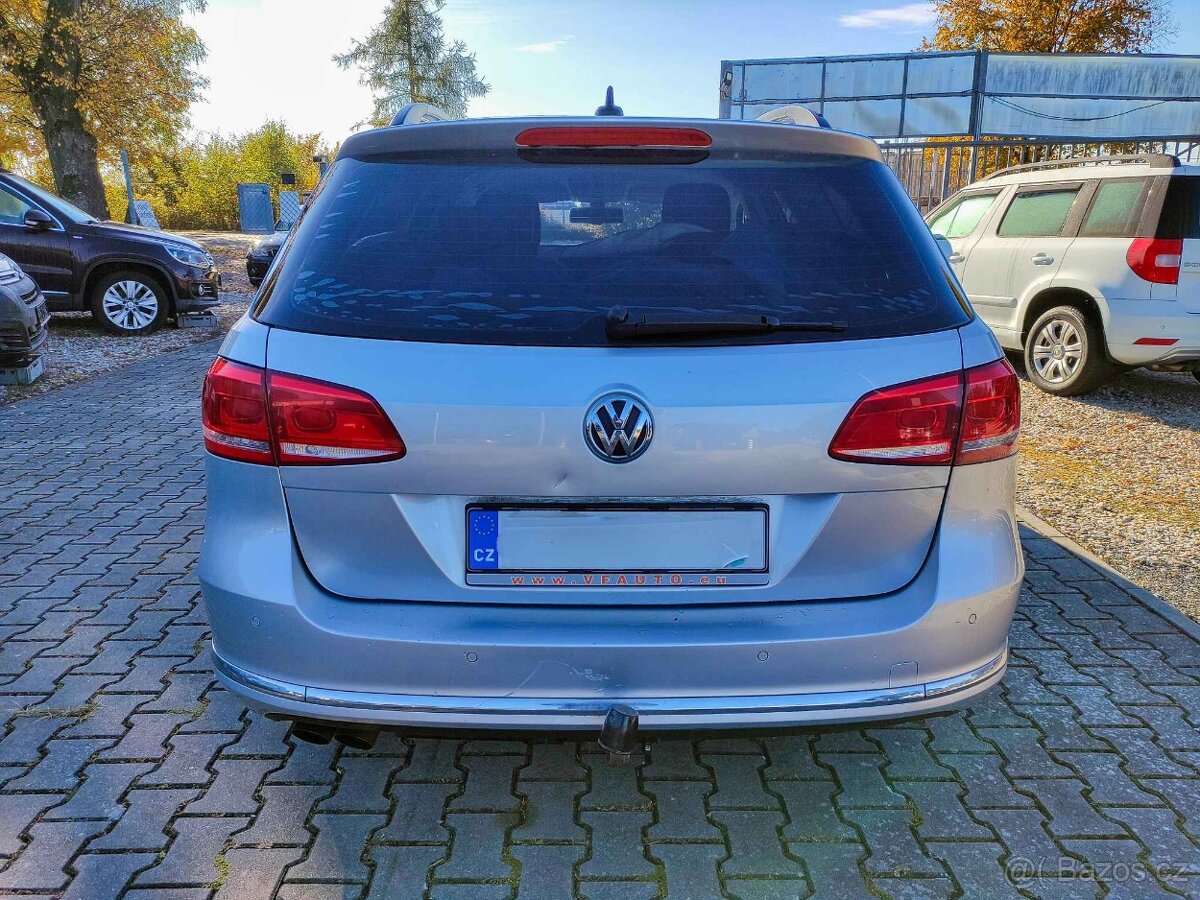 VW PASSAT 2.0 TDi 103KW,VARIANT,10x AIRBAG,NAVI,ZÁVĚS,PDC. - 5