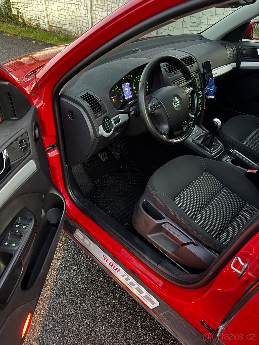 Škoda Octavia II SCOUT 2.0 TDI - 5