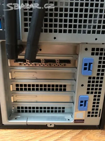 Dell Precision 7820 - 5